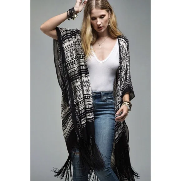 SOLD OUT Black Ethnic Print Tassel Fringe Kimono Coverup Wrap - Picture 3 of 7